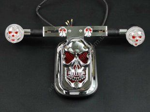 Стоп сигнал Choppers на Harley Davidson (С сигналами поворотов) - череп 747882813 фото
