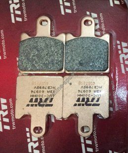Колодки Kawasaki Z750 Z1000 ZX6R ZZR1400 GTR1400 (TRW Sintetic MCB789SV FDB2220) 531030613 фото